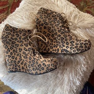 Betsy Johnson leopard print booties.